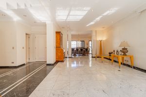 Image 1 - 922776