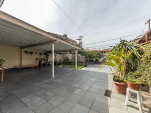 Image 22 - 922782