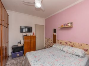 Image 13 - 922782