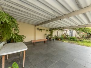 Image 23 - 922782