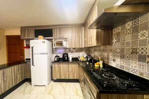 Image 4 - 922783