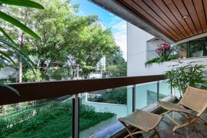 Image 1 - 922790