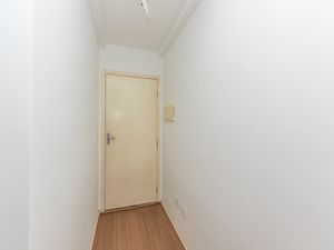 Image 4 - 922793