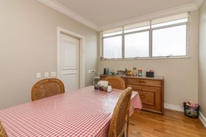 Image 15 - 922809
