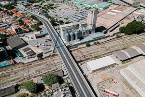Image 1 - 922815