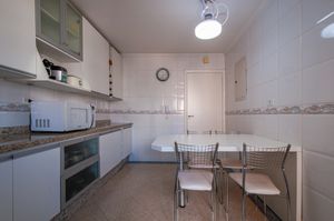 Image 41 - 922830