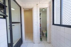 Image 19 - 922834