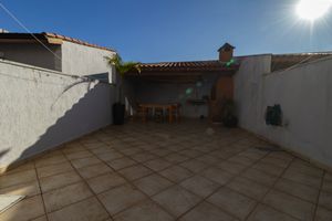 Image 26 - 922835