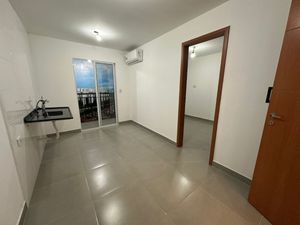 Image 1 - 922839