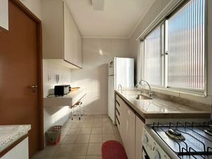 Image 18 - 922841