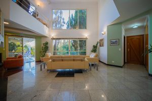 Image 8 - 922849