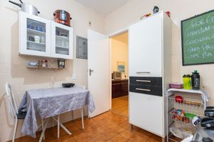 Image 13 - 922854