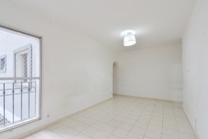 Image 4 - 922855