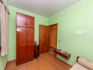 Image 27 - 922857