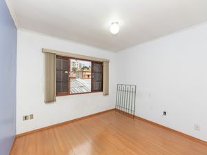 Image 30 - 922857