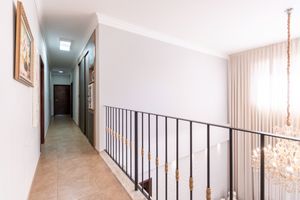 Image 23 - 922858