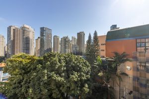 Image 18 - 922859