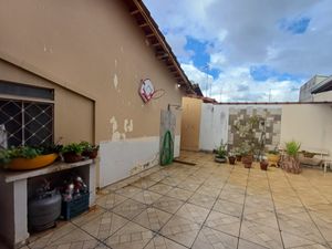 Image 44 - 922860