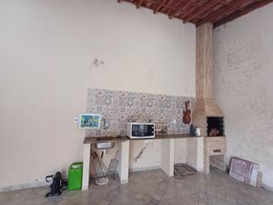 Image 40 - 922860