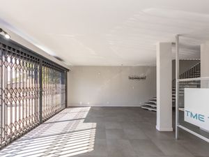 Image 7 - 922864