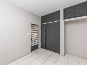 Image 35 - 922864