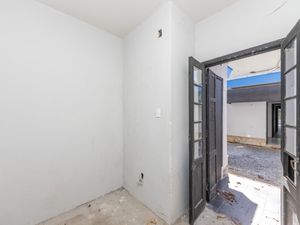 Image 30 - 922864