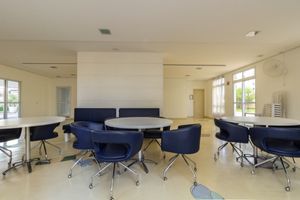 Image 35 - 922866