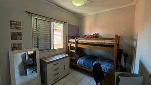 Image 3 - 922870