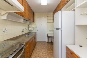 Image 17 - 922872