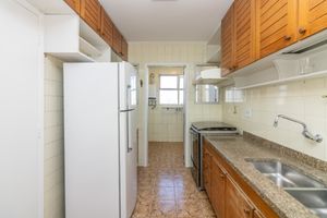 Image 18 - 922872