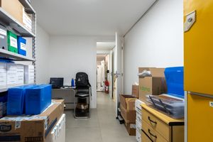 Image 19 - 922873