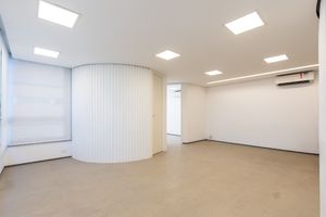Image 4 - 922873