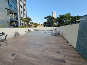 Image 14 - 922882