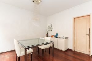 Image 4 - 922887