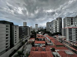 Image 31 - 922890