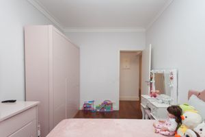 Image 21 - 922891