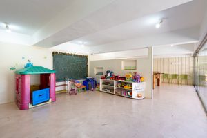 Image 34 - 922893
