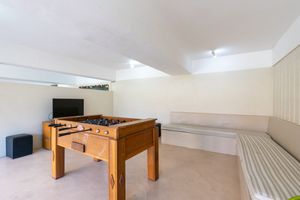 Image 35 - 922893