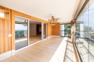 Image 1 - 922898