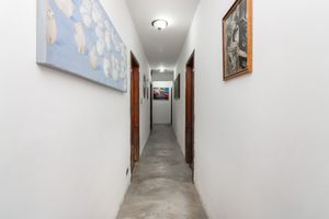 Image 24 - 922908
