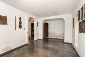 Image 26 - 922908