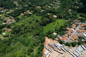 Image 8 - 922910