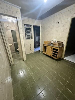 Image 32 - 922911