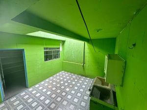 Image 33 - 922911