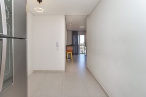 Image 6 - 922913