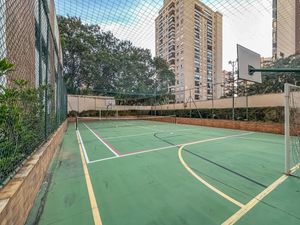 Image 37 - 922916