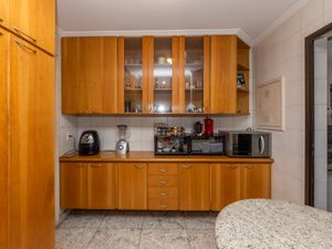 Image 14 - 922916