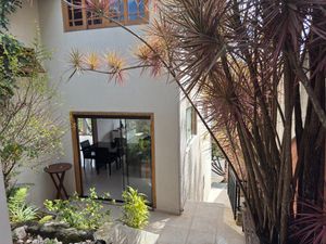 Image 94 - 922921