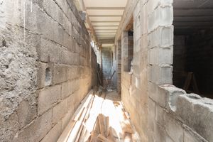 Image 15 - 922927