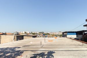 Image 12 - 922927